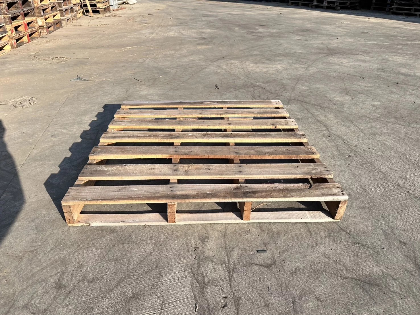 《型號:B》中古美式木製棧板 (100*100*13)四支腳