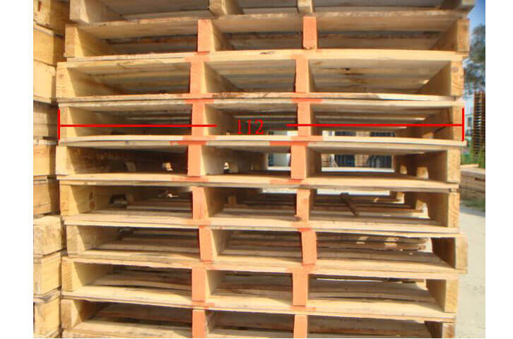 《型號:A》中古美式木製棧板-挖洞 (132*112)