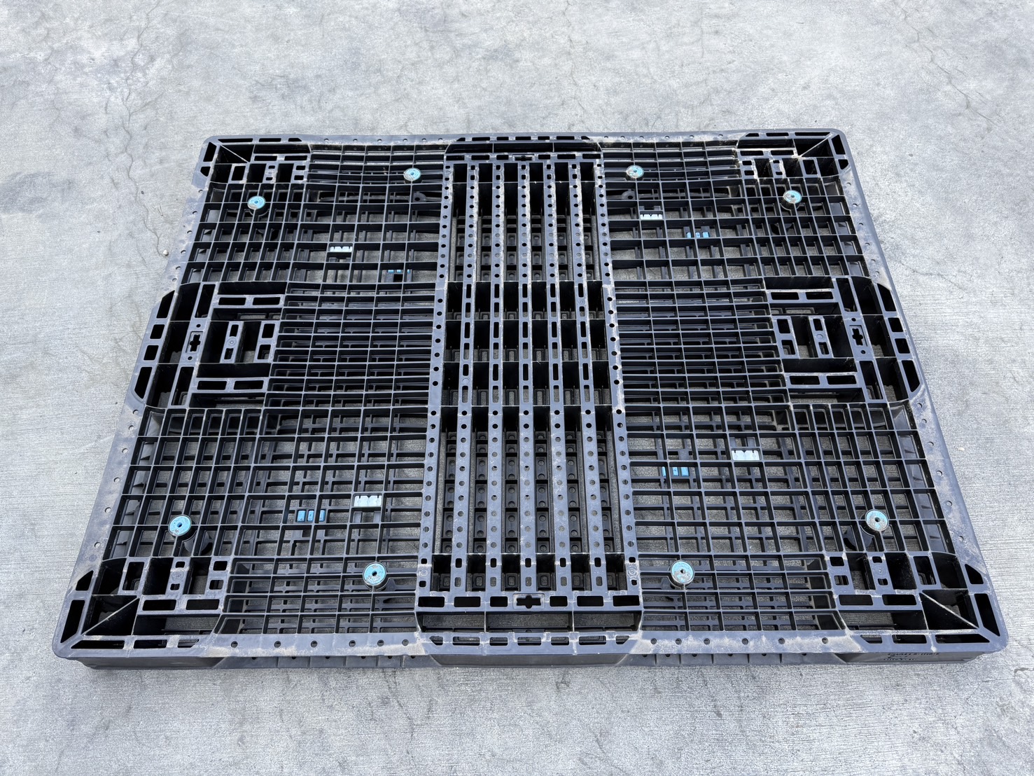 《型號:J》中古上下網狀塑膠棧板 (110*140*10)