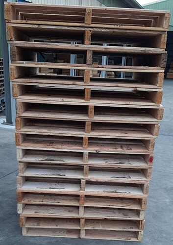 《型號:A8》中古美式木製棧板 (106*106*12)TE366