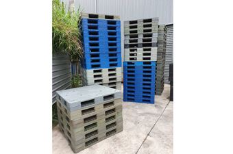 《型號:B》中古雙面型塑膠棧板 (110*110*15&140*110*14)