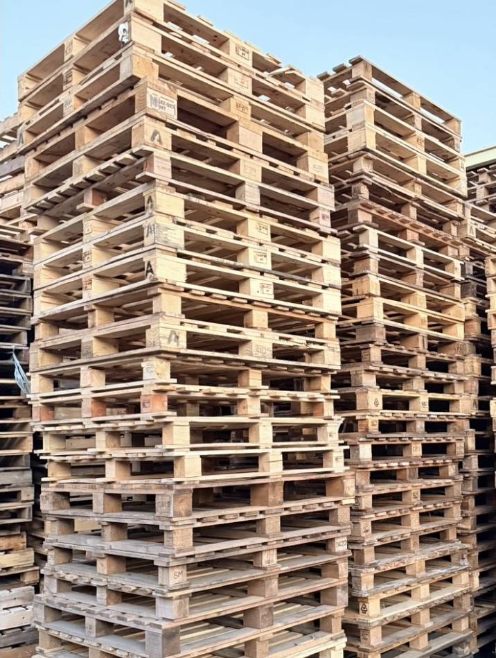 《型號:W》中古歐式木製棧板(110*110~114*114)