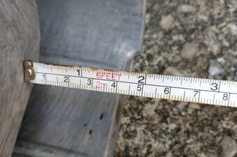 《型號:A8》中古上密下田字塑膠棧板 (110*140*15) 上面有圍板