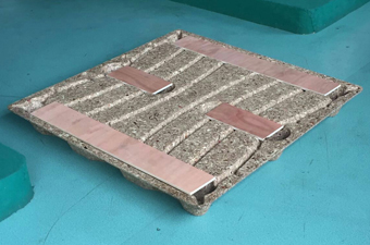 4. V-L2-120100-87 川字底部綠色木屑環保棧板