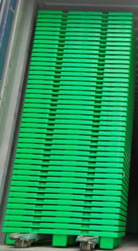 3.印刷廠&紙廠專用塑膠棧板KI-AA-10575(1050*750)