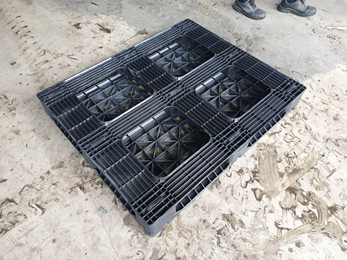 《型號:A19》中古網狀田字塑膠棧板 (102*122*15)