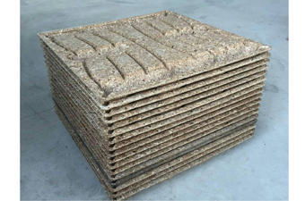 1. V-S2-080060-92 單面六腳綠色木屑環保棧板